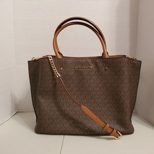 Michael Kors Arielle